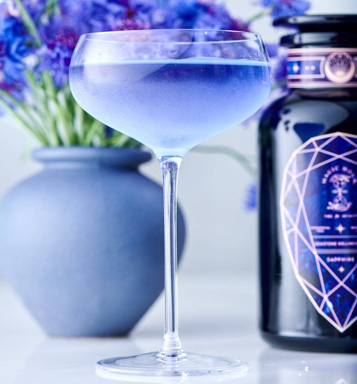 Sapphire: Apple-Plum-Spice White Tea for Self-Expression