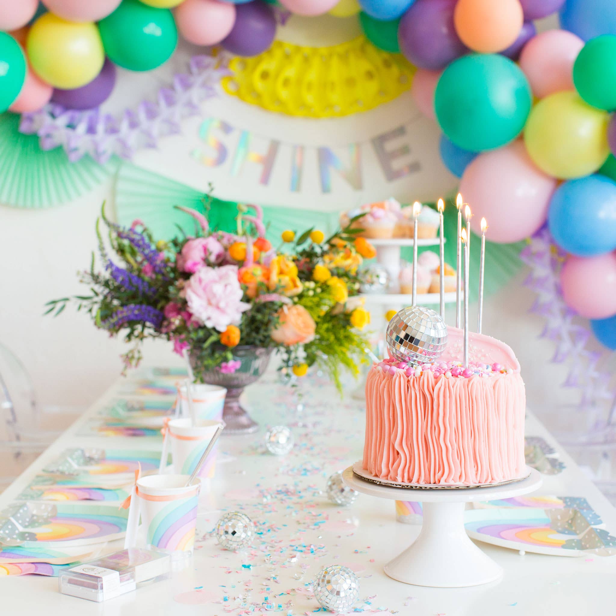 Over the Rainbow Large Plates - 8 Pk.