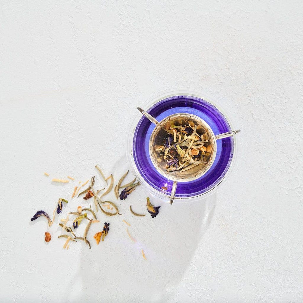 Sapphire: Apple-Plum-Spice White Tea for Self-Expression