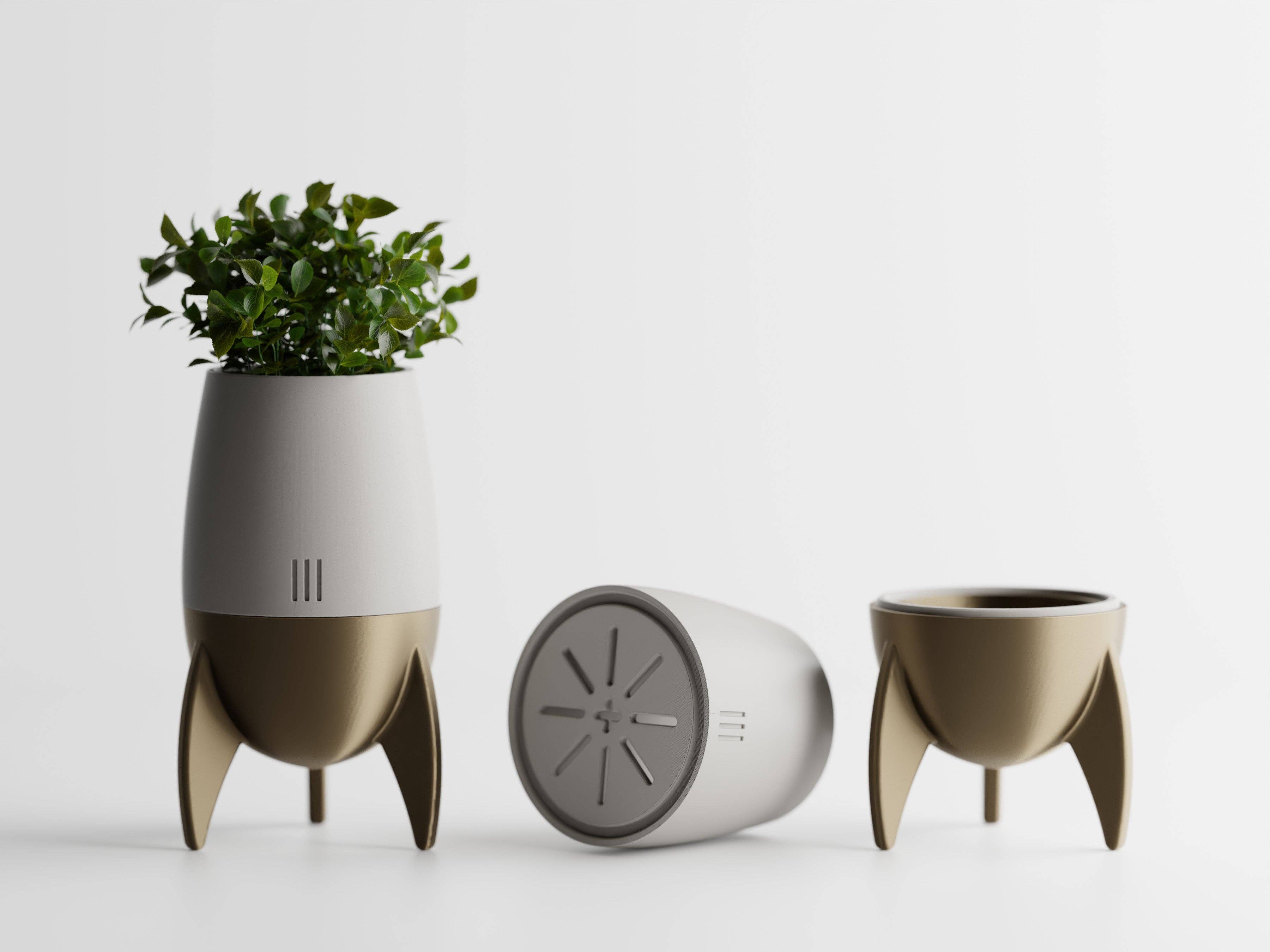 Rocket Plant Pot - Gold