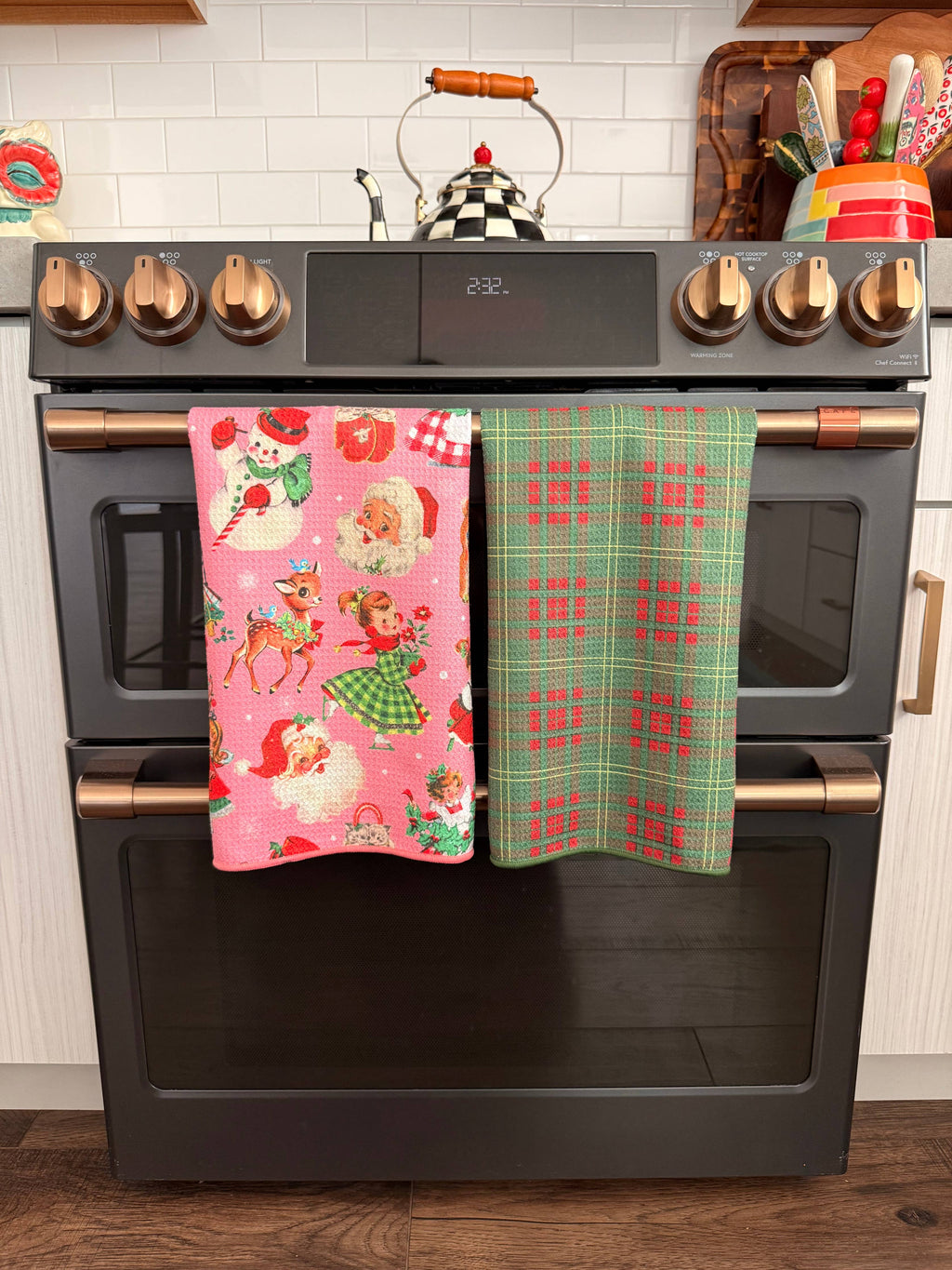 Old Fashion Fun: Double-Sided Hand Towel